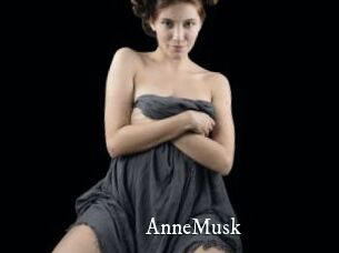AnneMusk