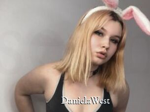 DanielaWest