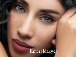 Emeraldaeyes