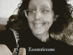 Essentricesme