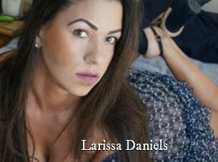 Larissa_Daniels