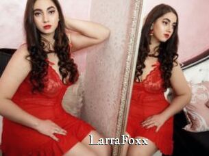 LarraFoxx