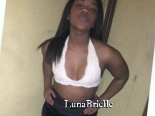 Luna_Brielle
