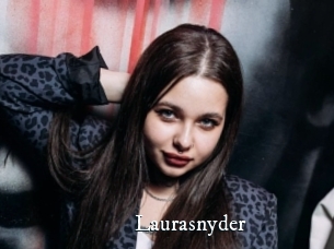 Laurasnyder