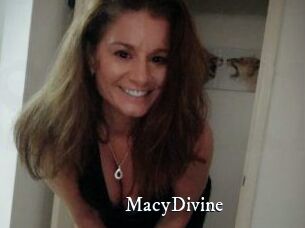 Macy_Divine