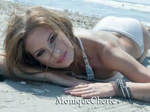 MoniqueCherie