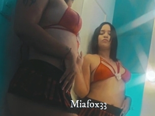 Miafox33