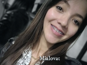 Mialovat