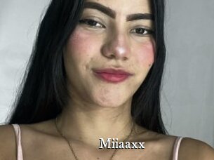 Miiaaxx