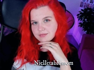 Nielletablossom