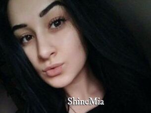 ShineMia